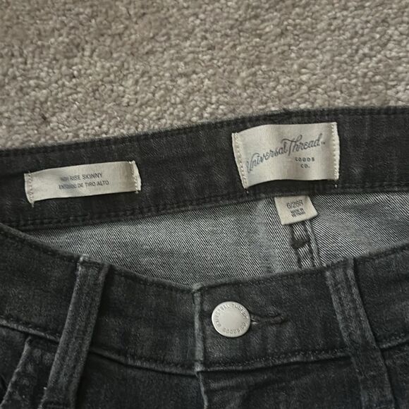 Universal Thread Goods Co. High Rise Skinny Jeans! - Picture 5 of 12